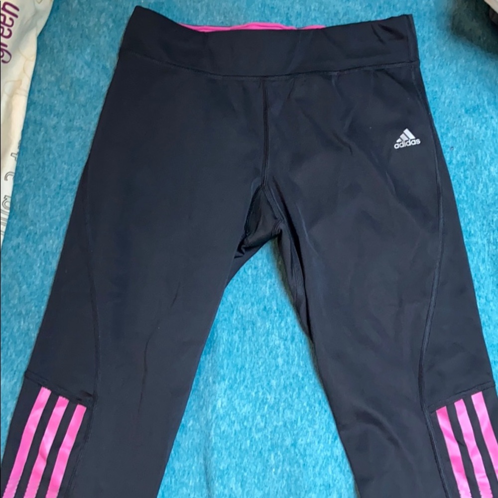 Adidas 3/4 length athletic leggings